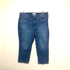 Lane Bryant flex band cropped jean size 18